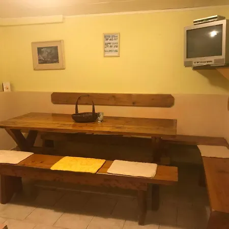 Chata Hella Пернинк